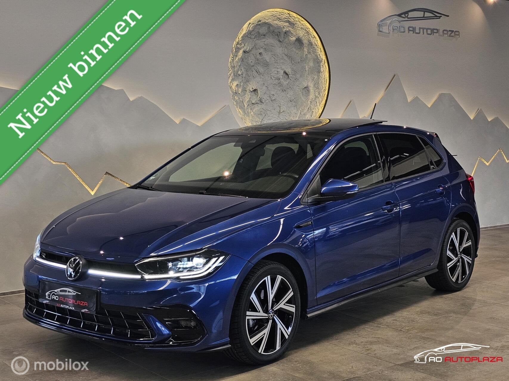 Volkswagen Polo 1.0 TSI 3x R-Line Panorama/Keyless/IQ Light/, Stof, Zwart, Blauw, Bedrijf