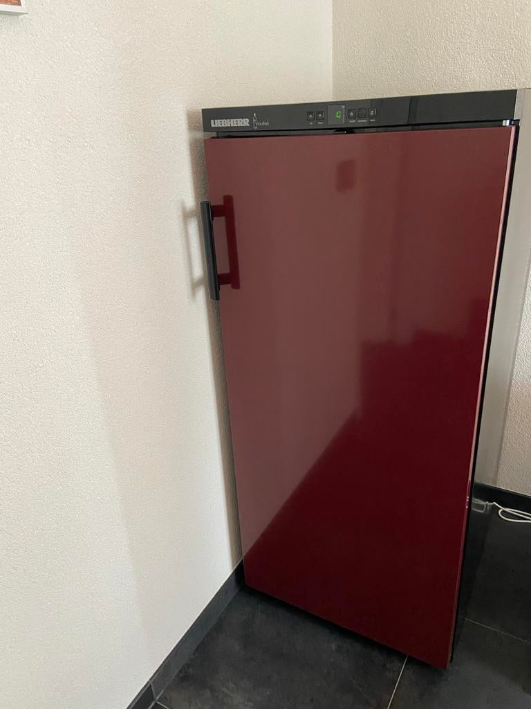 Liebherr Vinothek Wijnkoelkast - Perfect voor Wijnliefhebber, Ophalen, 150 tot 200 liter, Zonder vriesvak, 60 cm of meer