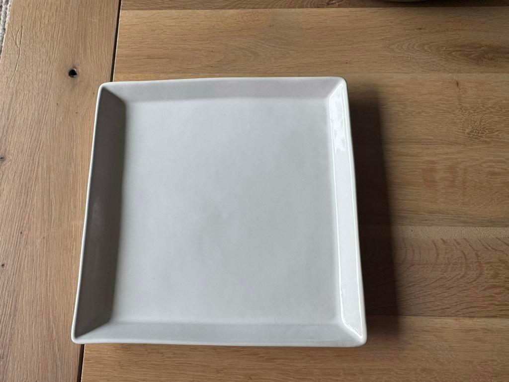 Platte schaal 26x26cm, Huis en Inrichting, Woonaccessoires | Schalen en Manden, Ophalen of Verzenden, Zo goed als nieuw