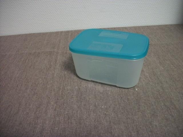 Tupperware Bakje ( groen deksel, 700 ml ), Ophalen of Verzenden, Gebruikt, Groen, Bak of Kom