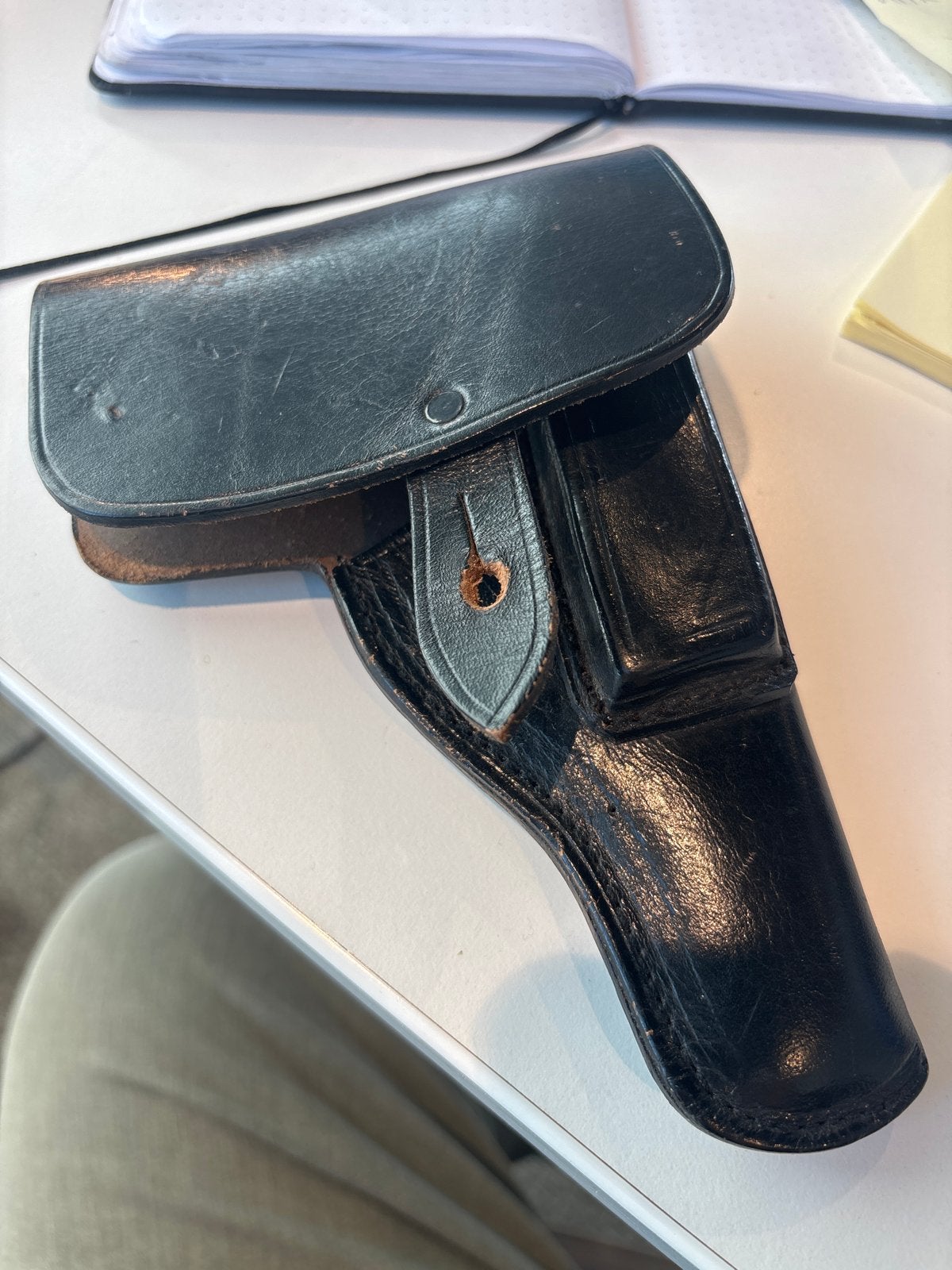 Zeldzame naoorlogse holster met 'SPAIN' markering, Ophalen of Verzenden, Overige soorten, Overige gebieden, Overige typen