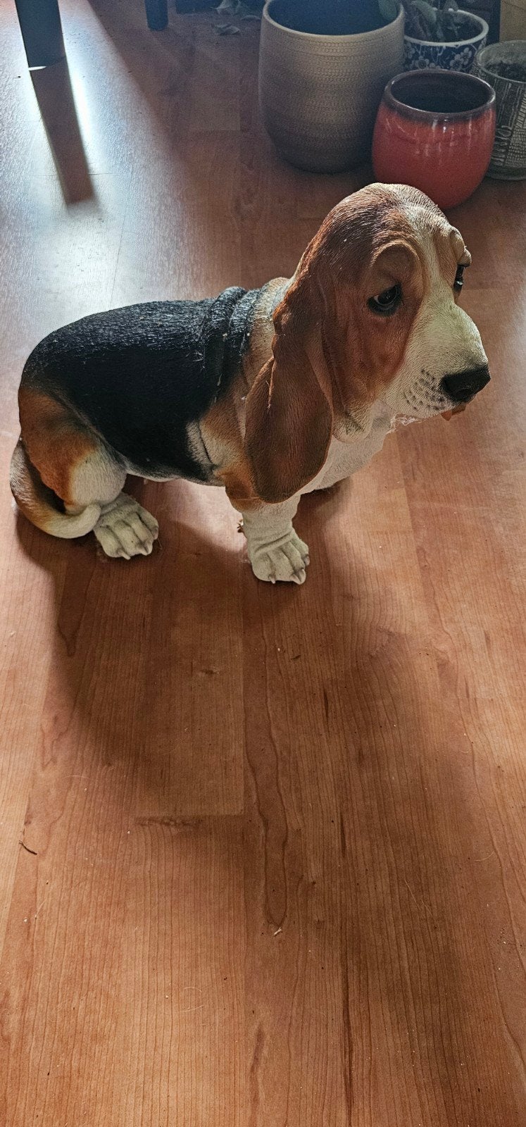 Decoratieve Basset Hound beeld, Gebruikt, Meerkleurig, Overige stijlen, Ophalen of Verzenden