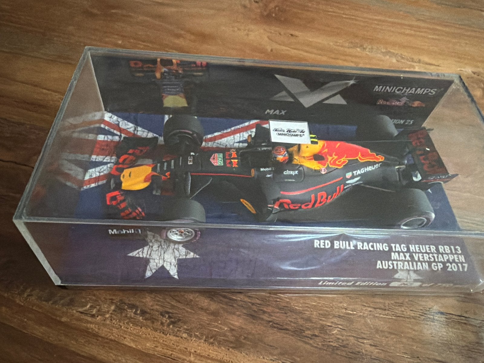 Minichamps Red Bull RB13 Max Verstappen Australische GP 2017, Ophalen, Zo goed als nieuw, Auto, MiniChamps