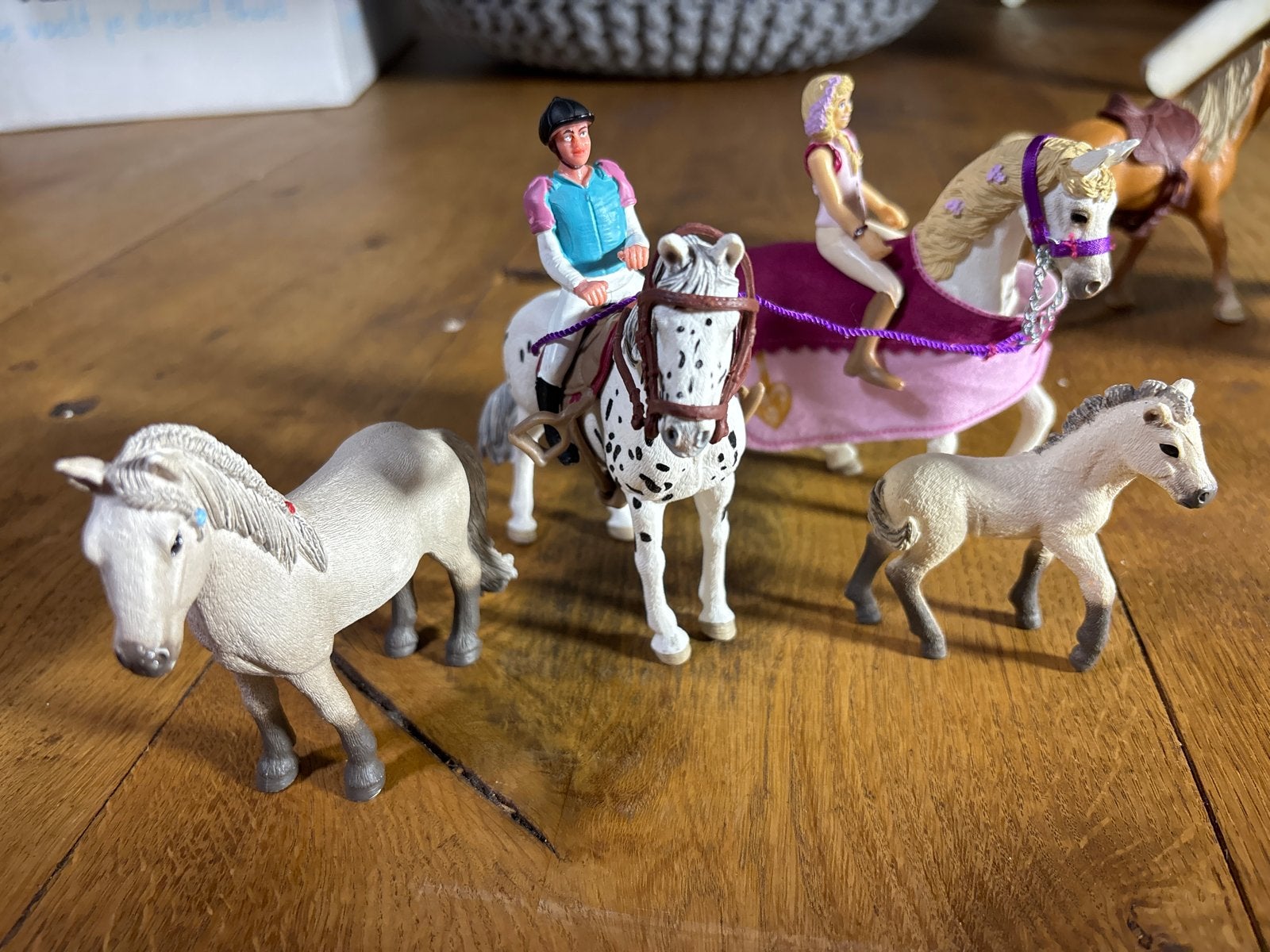 4 Schleich paarden en ruiters set + 2 imitatie Schleich, Ophalen of Verzenden, Gebruikt, Jongen of Meisje