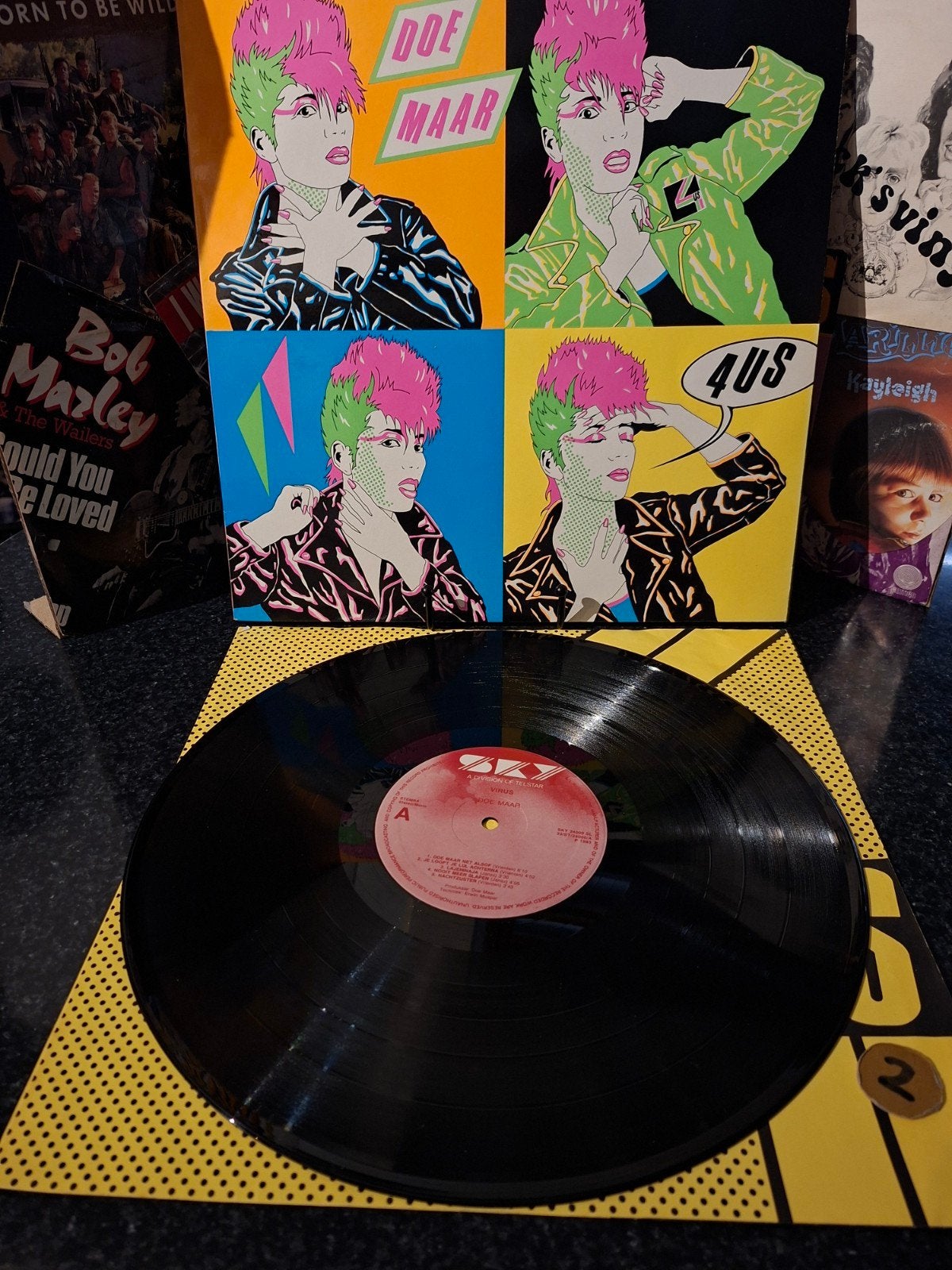Doe Maar - 4US (Virus) LP     1983/2, LP, Fotohoes, Overige formaten, Ophalen of Verzenden