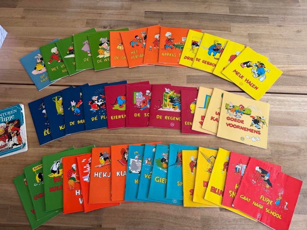 Bijna complete collectie Flipje Tiel stripboekjes (t/m 45), Meerdere stripboeken, Ophalen of Verzenden, Gelezen