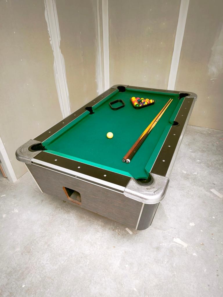 Pooltafel van United Billiards - Stevig en Zwaar, Ophalen, Gebruikt, Pooltafel
