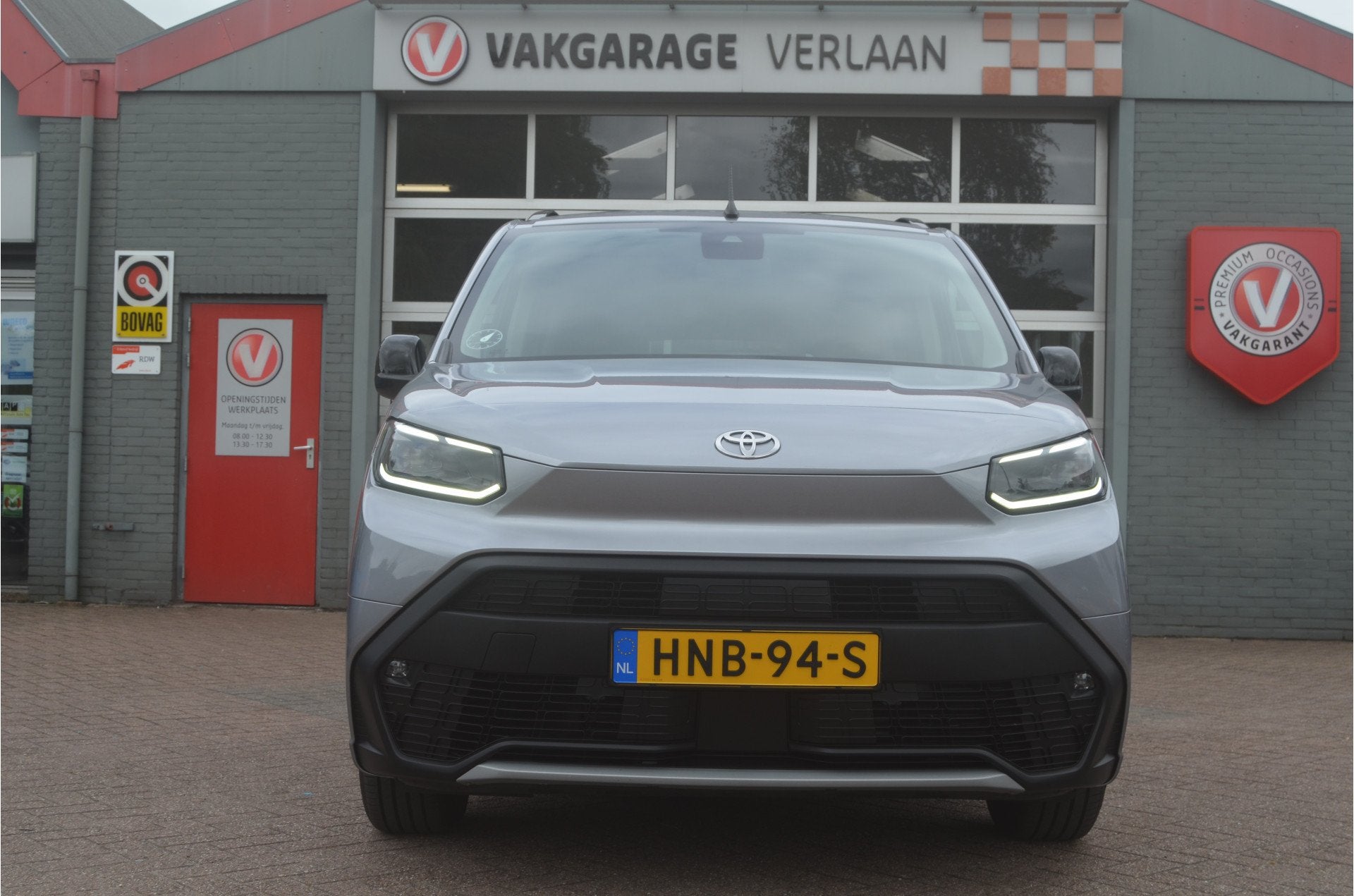 Toyota ProAce CITY VERSO NW. MODEL.. 2230km! 1.2 Turbo Dynam, Voorwielaandrijving, 12 maanden, 15 km/l, Gebruikt