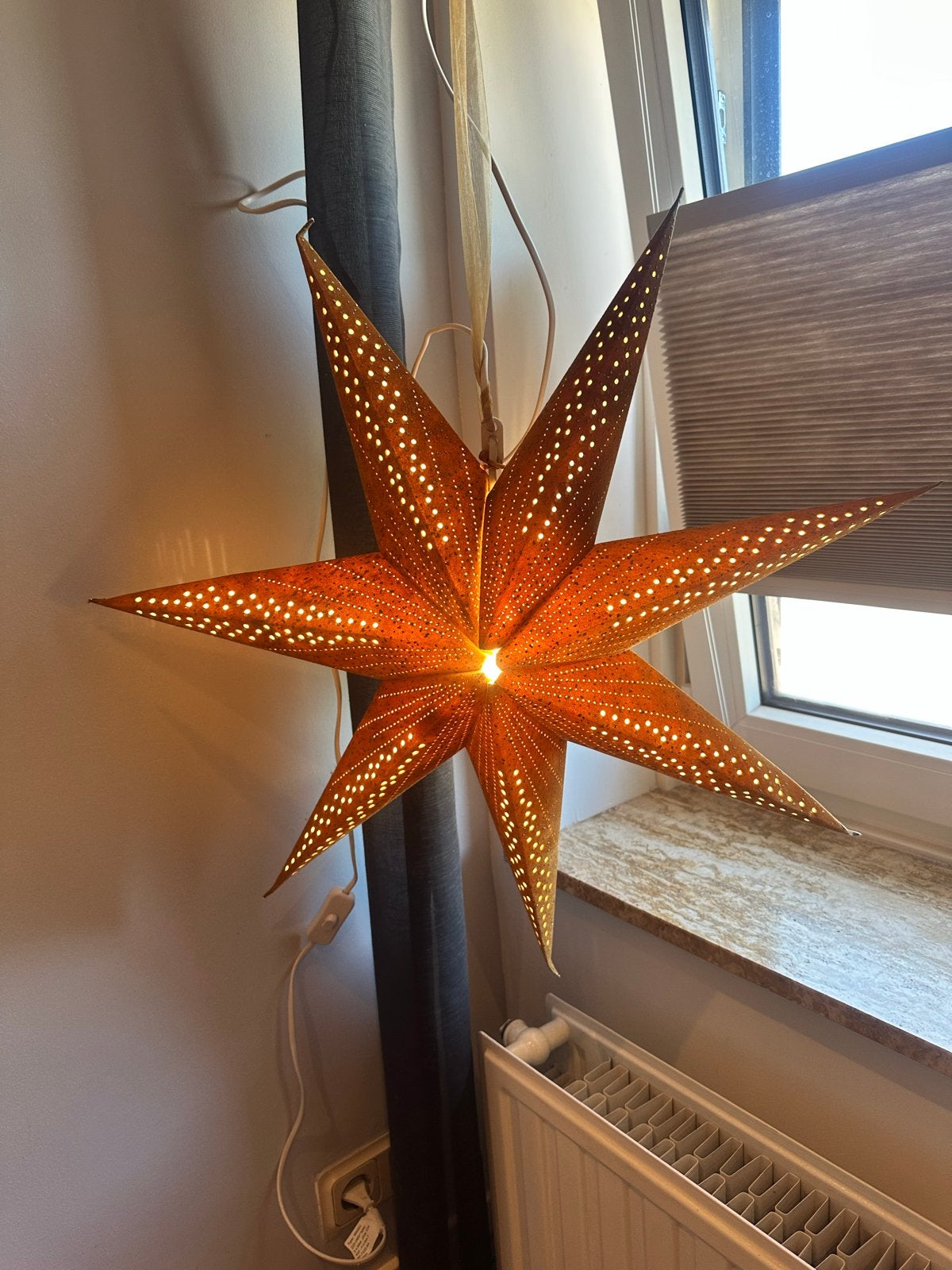 Gouden papieren sterlamp met E14 fitting, Diversen, Ophalen of Verzenden, Gebruikt
