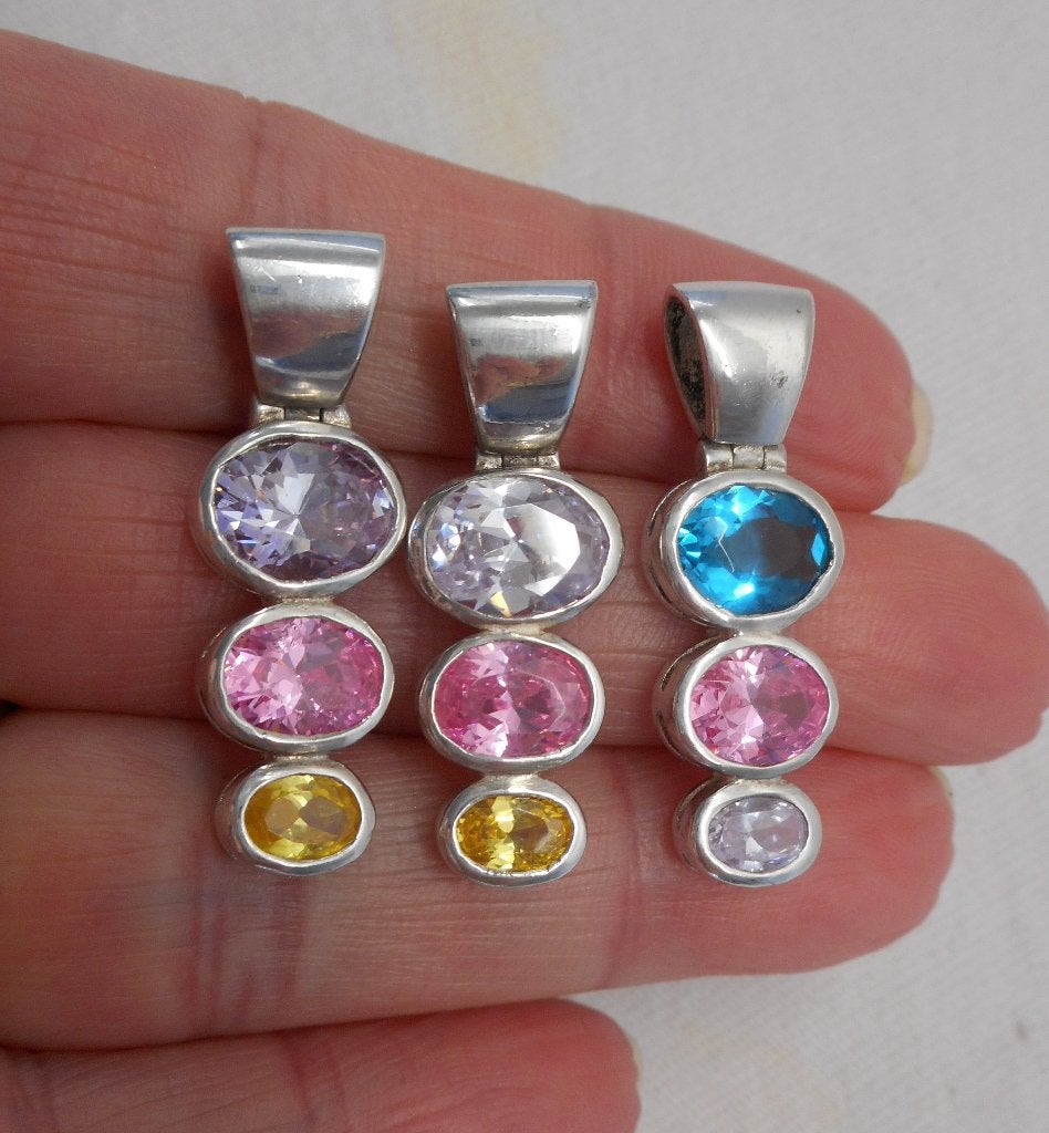 Zilveren vintage hanger met scharnier en stenen nr.597, Verzenden, Zo goed als nieuw, Zilver, Zilver