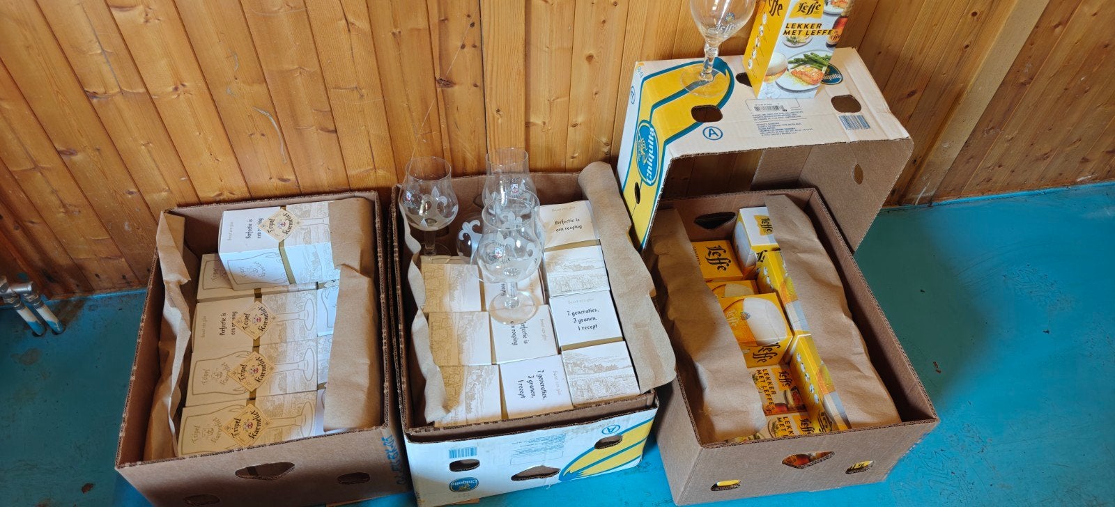 23 Duvel en 12 Leffe glazen - Nieuw in doos, Ophalen of Verzenden