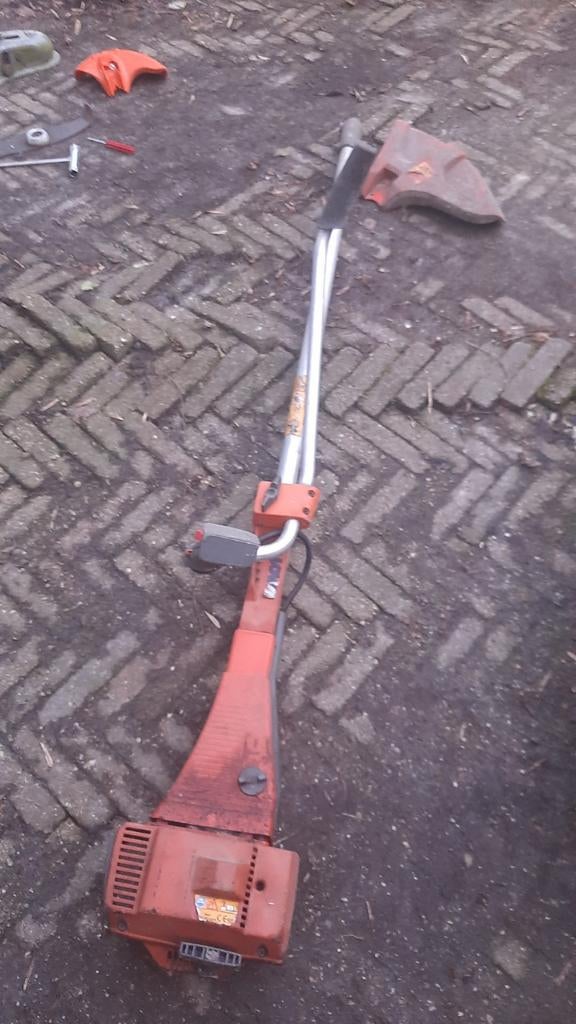 Husqvarna bosmaaier - projectje oldtimer, moet weg!, Tuin en Terras, Ophalen