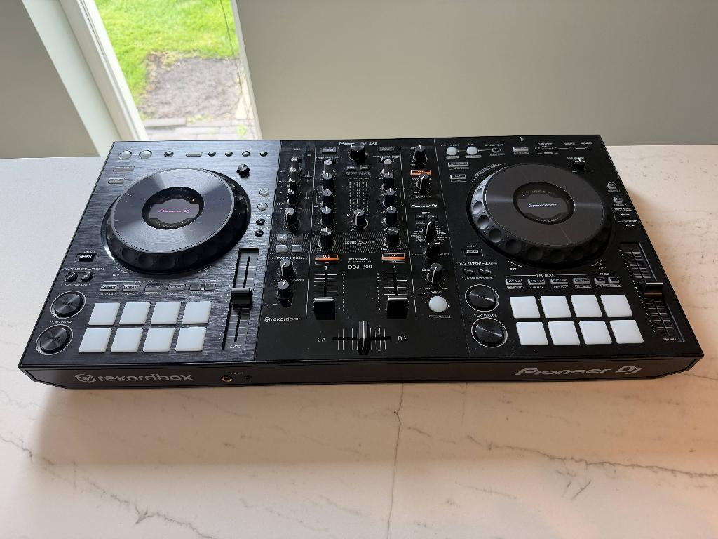 Pioneer DDJ 800, Muziek en Instrumenten, Dj-sets en Draaitafels, Ophalen of Verzenden, Zo goed als nieuw, Draaitafel, Pioneer