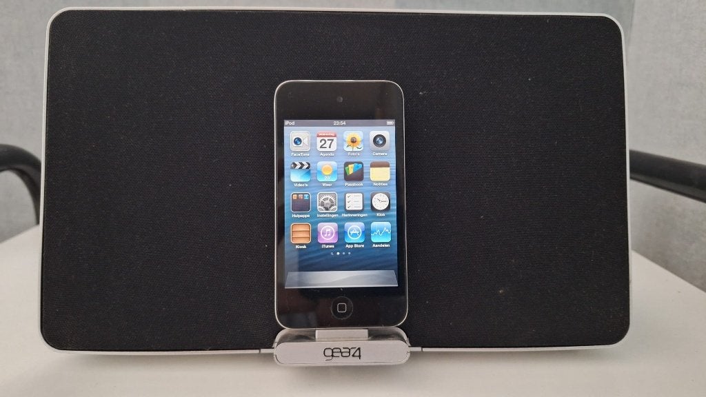 Ipod Apple docking station met iPod, Ophalen, Zo goed als nieuw, Dock of Kabel, Mini