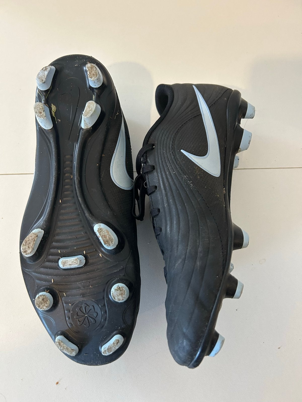 Nike voetbalschoenen mt 39 zgan, Maat XS of kleiner, Schoenen, Ophalen of Verzenden, Zo goed als nieuw