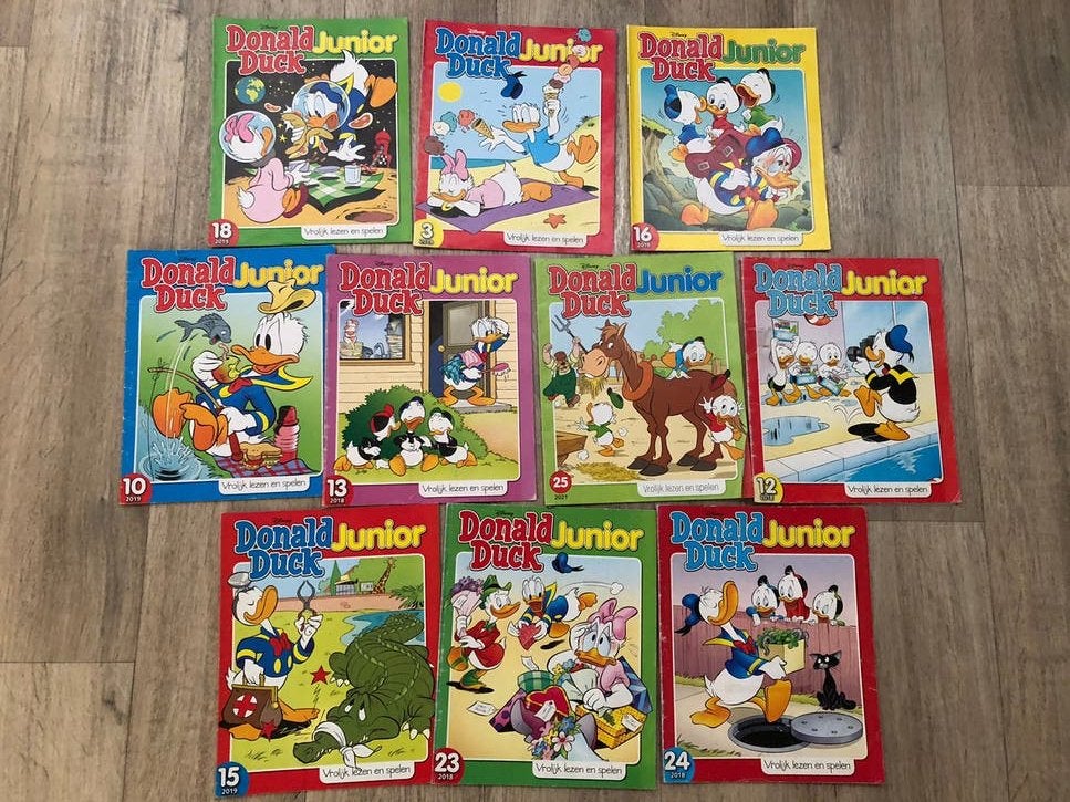 Donald Duck Junior, Boeken, Meerdere comics, Ophalen of Verzenden, Zo goed als nieuw, Europa