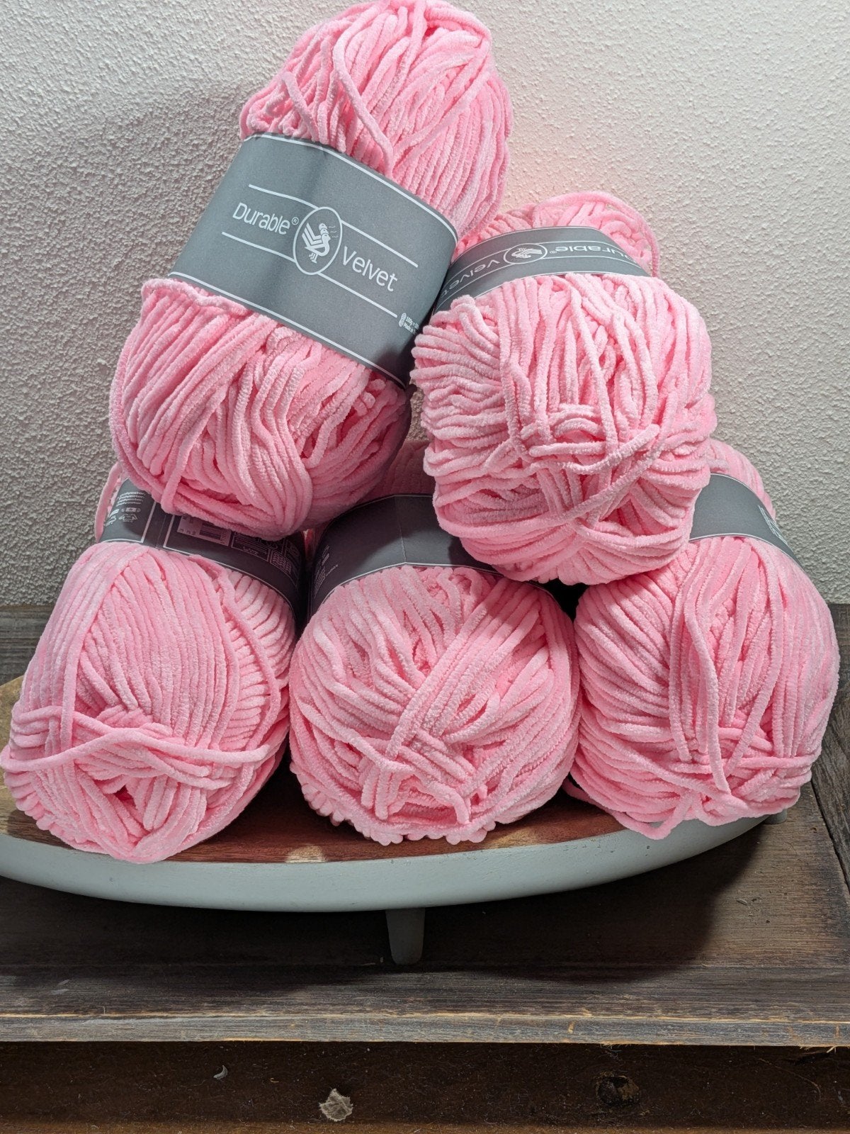 set van 5 bollen Durable Velvet chenille garen in roze, Ophalen of Verzenden, Nieuw, Breien of Haken, Wol of Garen