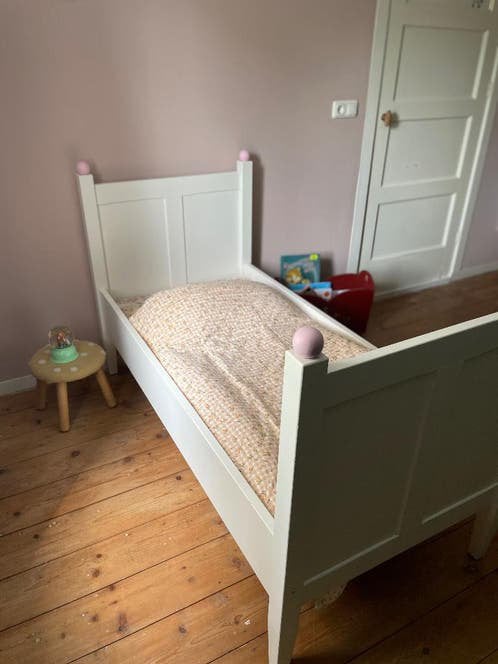 Peuterbed, Kinderen en Baby's, Kinderkamer | Bedden, Ophalen, Gebruikt, 140 tot 160 cm, Minder dan 70 cm