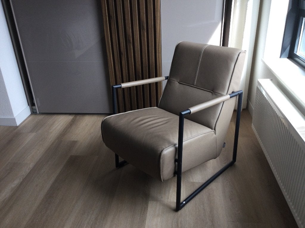XOOON fauteuil - Comfortabele en stijlvolle FAUTEUIL !, Ophalen, Nieuw, 75 tot 100 cm, EIGENTIJDS .