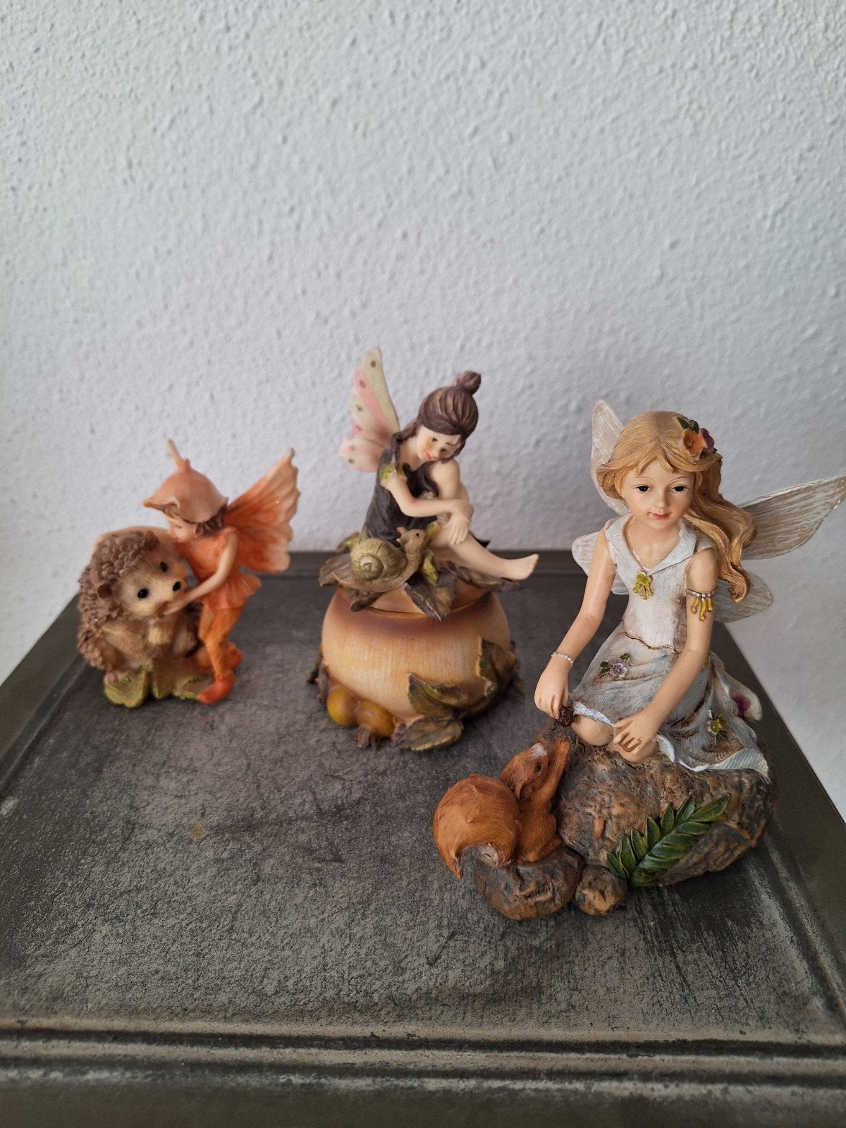 Fantasy beeldje: Elfje met slak op potje, Ophalen of Verzenden, Zo goed als nieuw, Fantasy