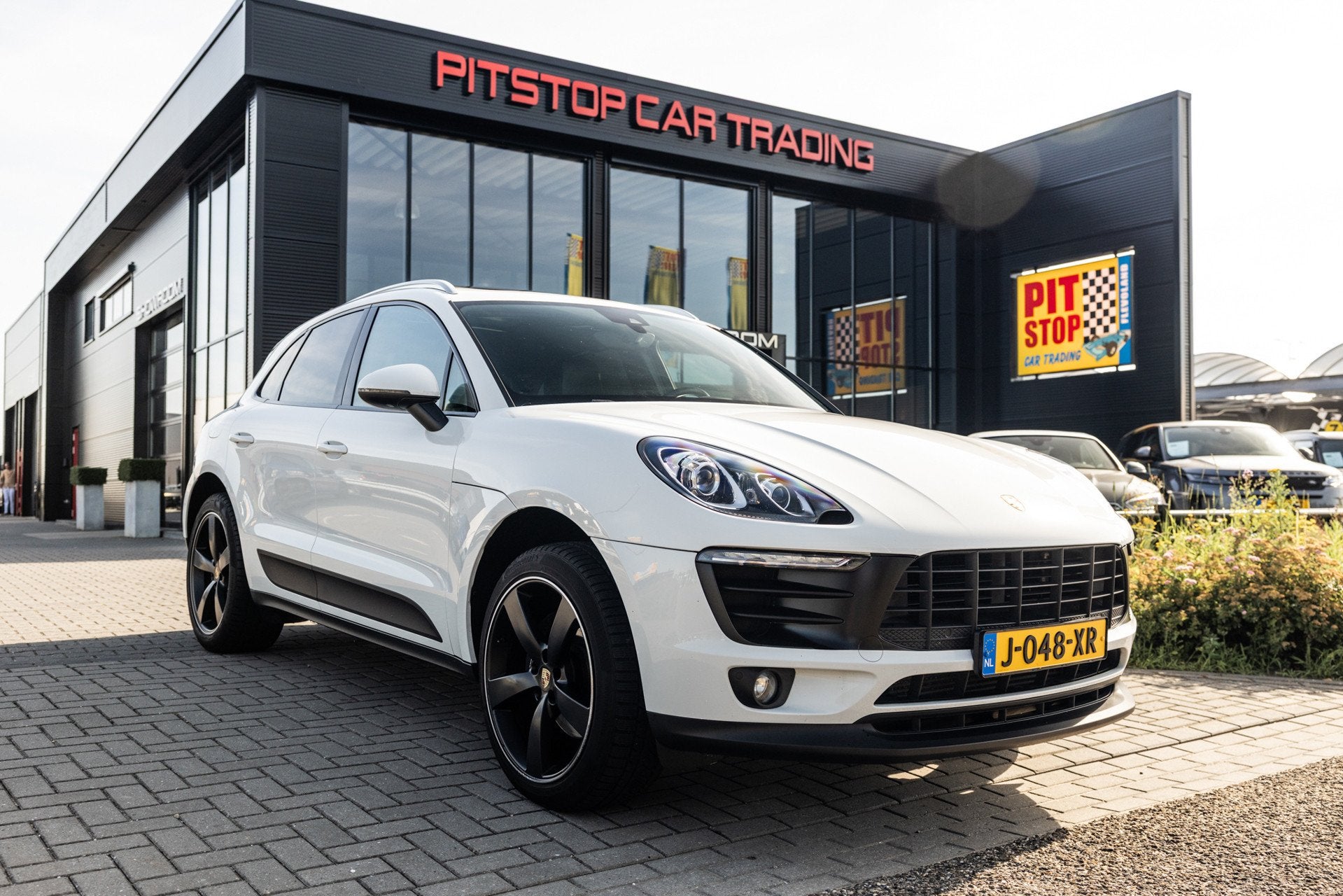 Porsche Macan 2.0, 252 PK, Pano, 18-wegs Sportstoelen, Lucht, Auto's, Porsche, Automaat, Gebruikt, 4 cilinders, Wit