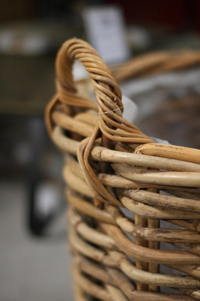 Grove rieten rotan manden bloempotten houtmand Ø45 cm., Huis en Inrichting, Woonaccessoires | Schalen en Manden, Mand, Rond, Nieuw