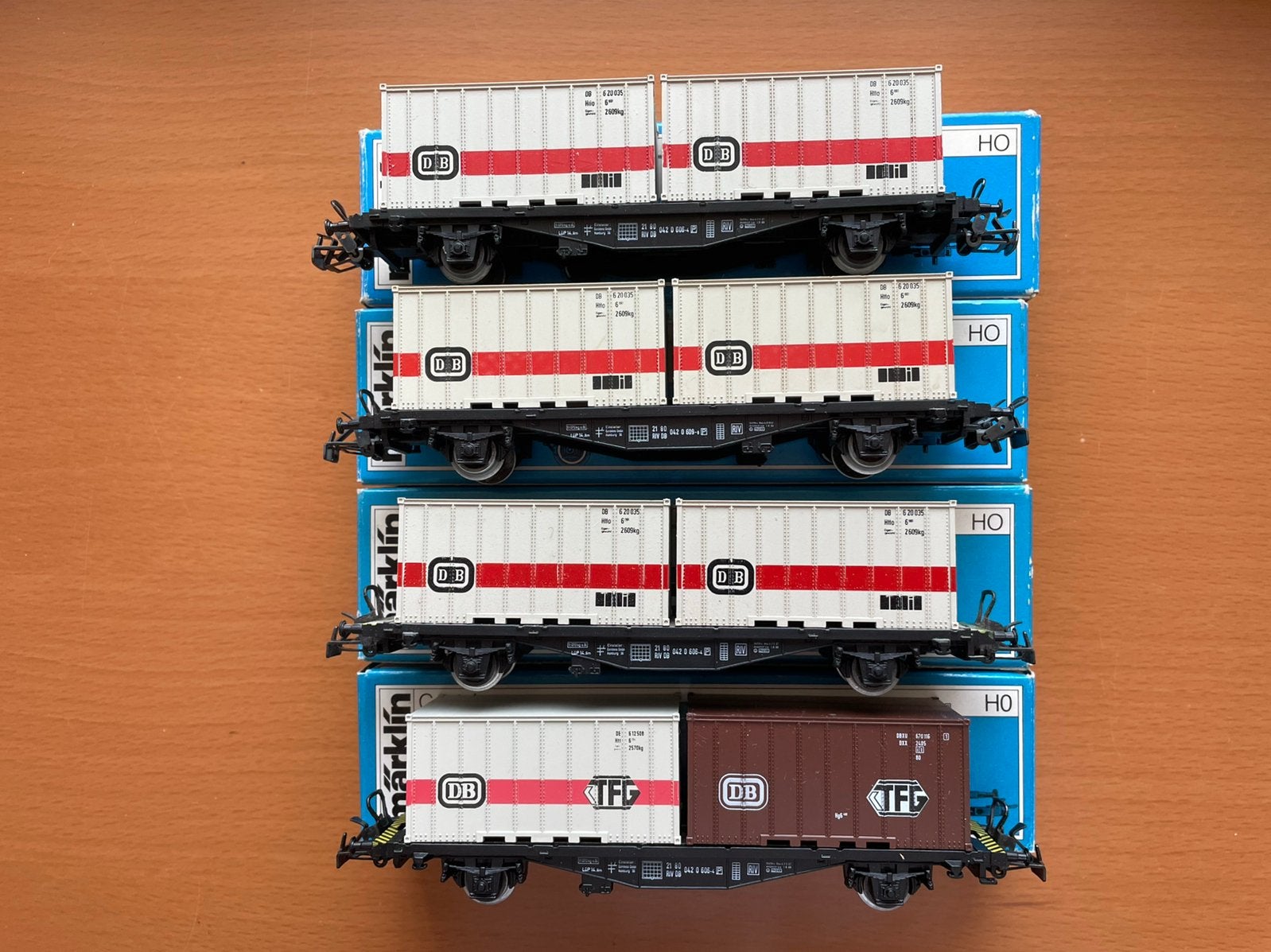 Te koop: Diverse Marklin container wagons., Wisselstroom, Wagon, Ophalen of Verzenden, Zo goed als nieuw