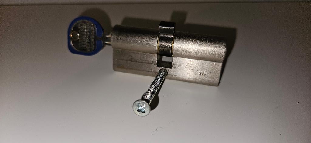 3 cilindersloten voor maar € 7,50 pst , 3 in 1 koop € 17,50, Ophalen of Verzenden, Gebruikt