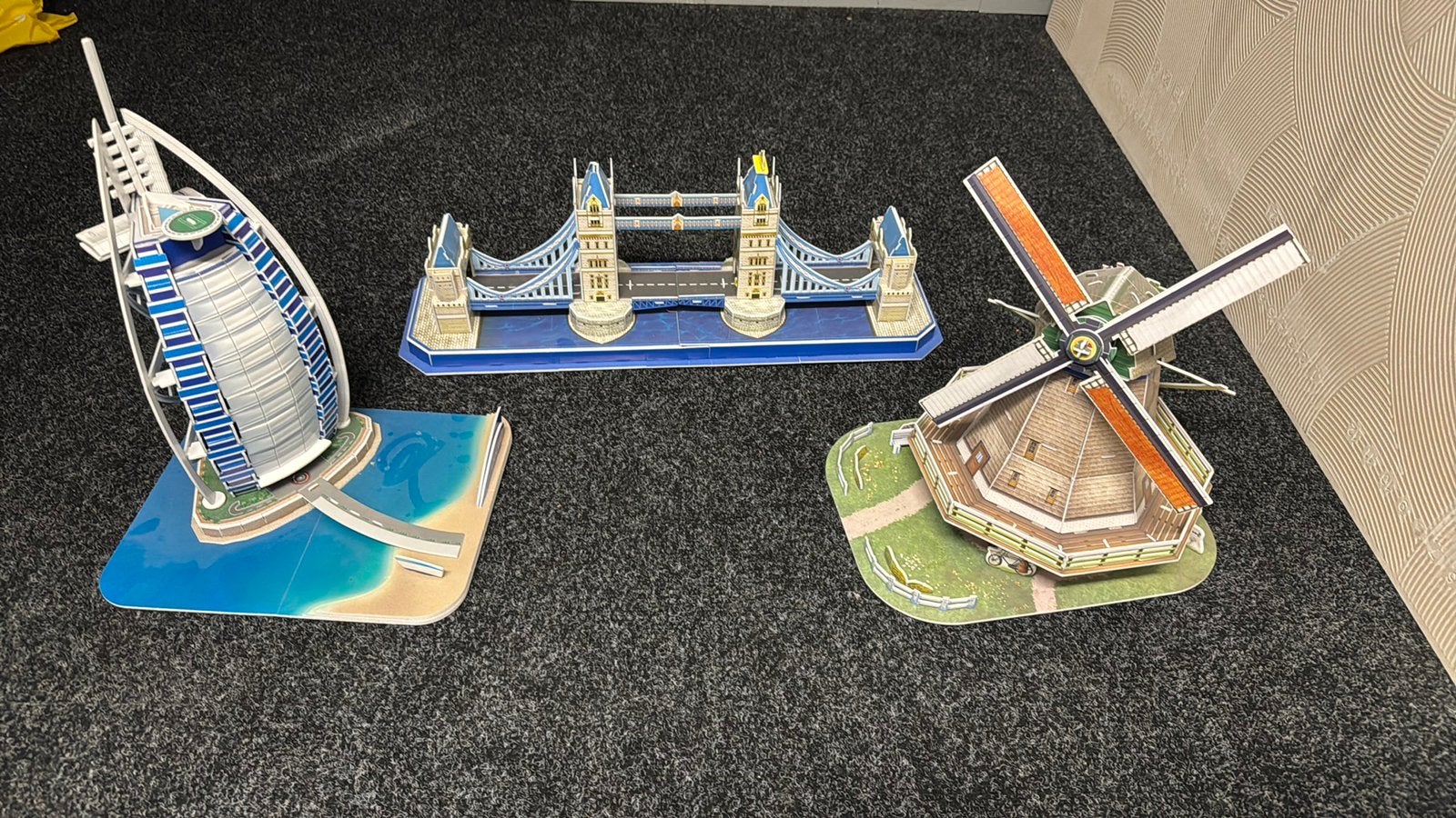 Tower bridge londen, Burj al arab, oud hollandse molen, Ophalen of Verzenden, Zo goed als nieuw