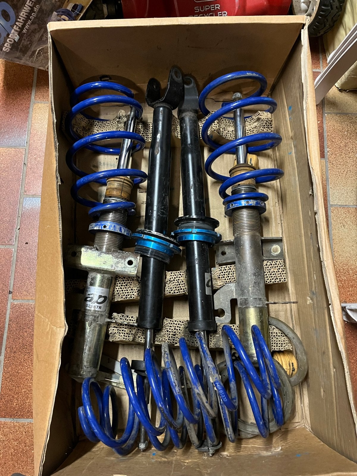 AP Schroefset Alfa Romeo Giulietta - 15.000km gebruikt, Auto-onderdelen, Ophanging en Onderstel, Ophalen, Gebruikt, Alfa Romeo