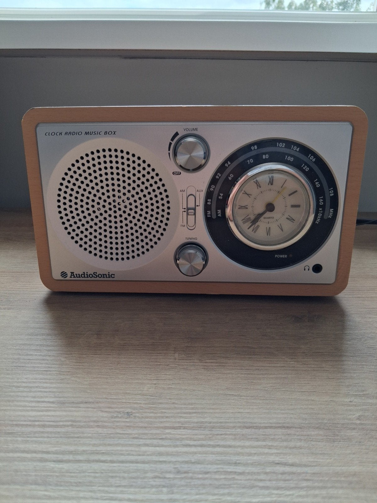 AudioSonic Klok Radio Muziek Box - Vintage Stijl, Audio, Tv en Foto, Radio's, Ophalen, Zo goed als nieuw, Radio