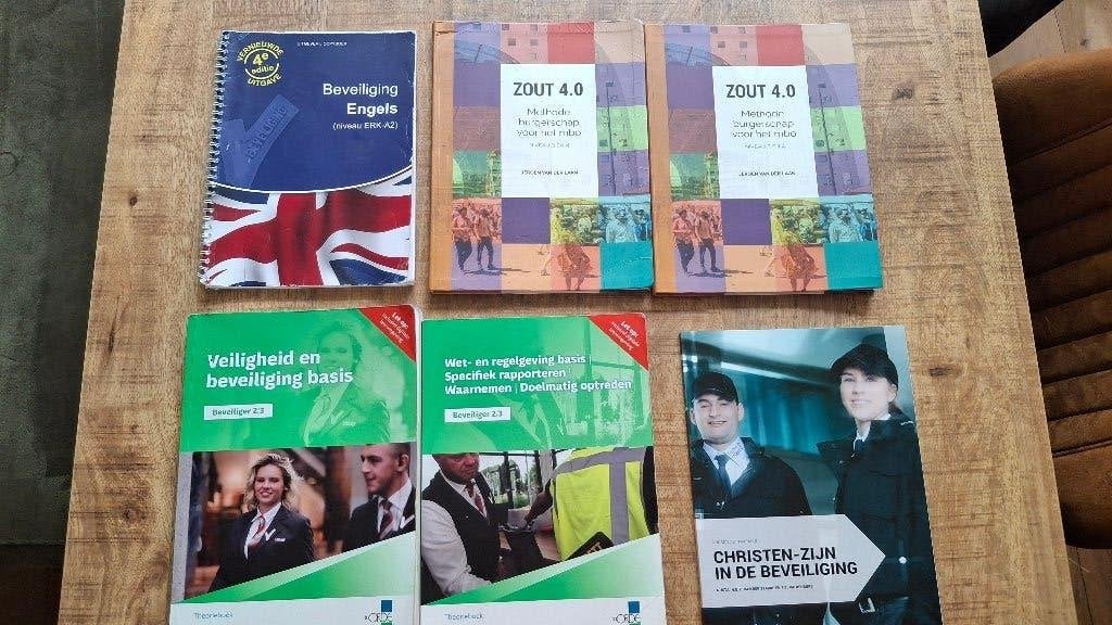 Boeken Beveiligen en Bewaken Hoornbeeck, Boeken, Ophalen of Verzenden, Gelezen, Overige niveaus, Overige vakken