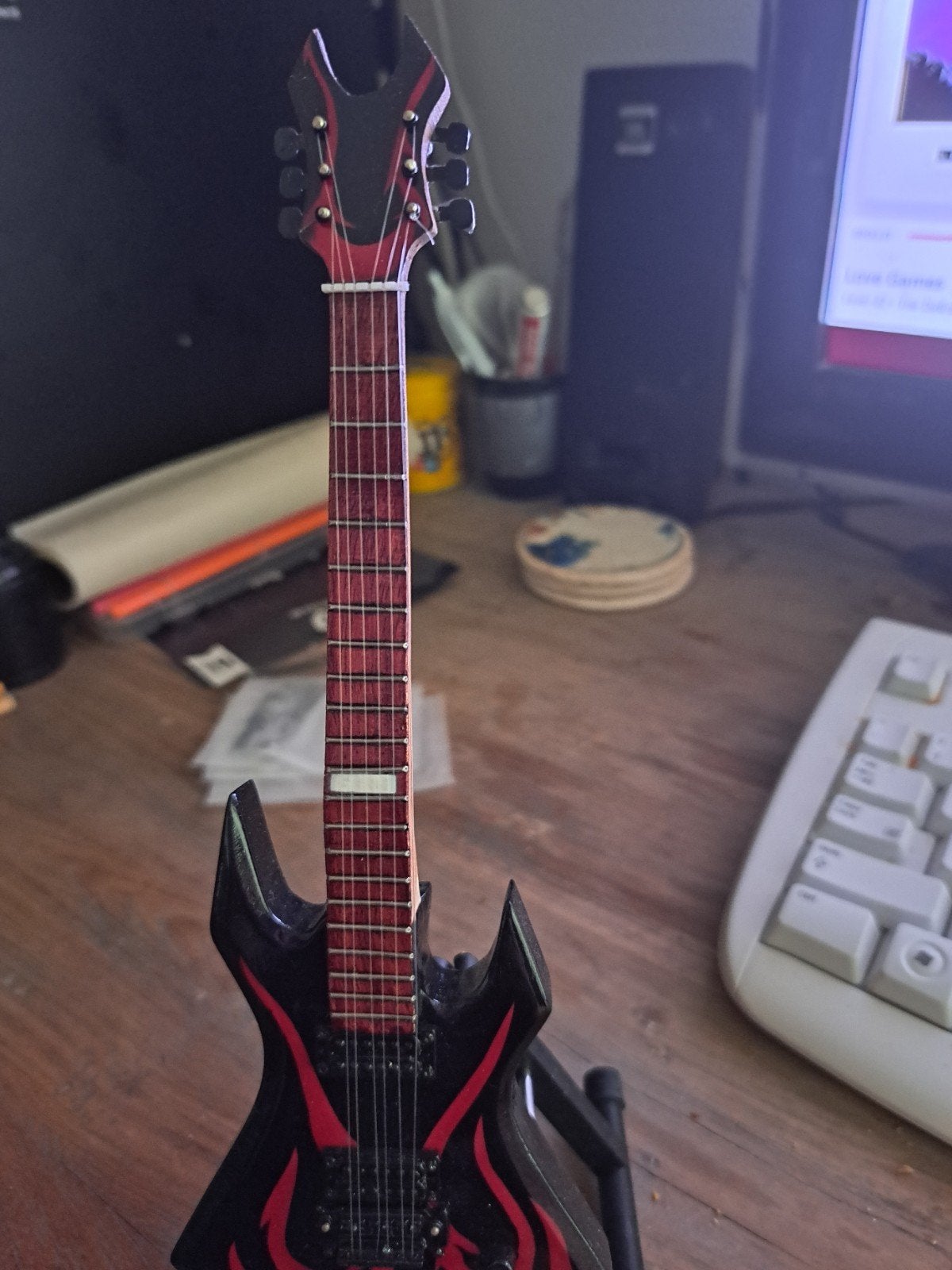 BC Rich Kerry King Slayer gitaar miniatuur, Muziek en Instrumenten, Ophalen of Verzenden, Gebruikt, Solid body, Overige merken