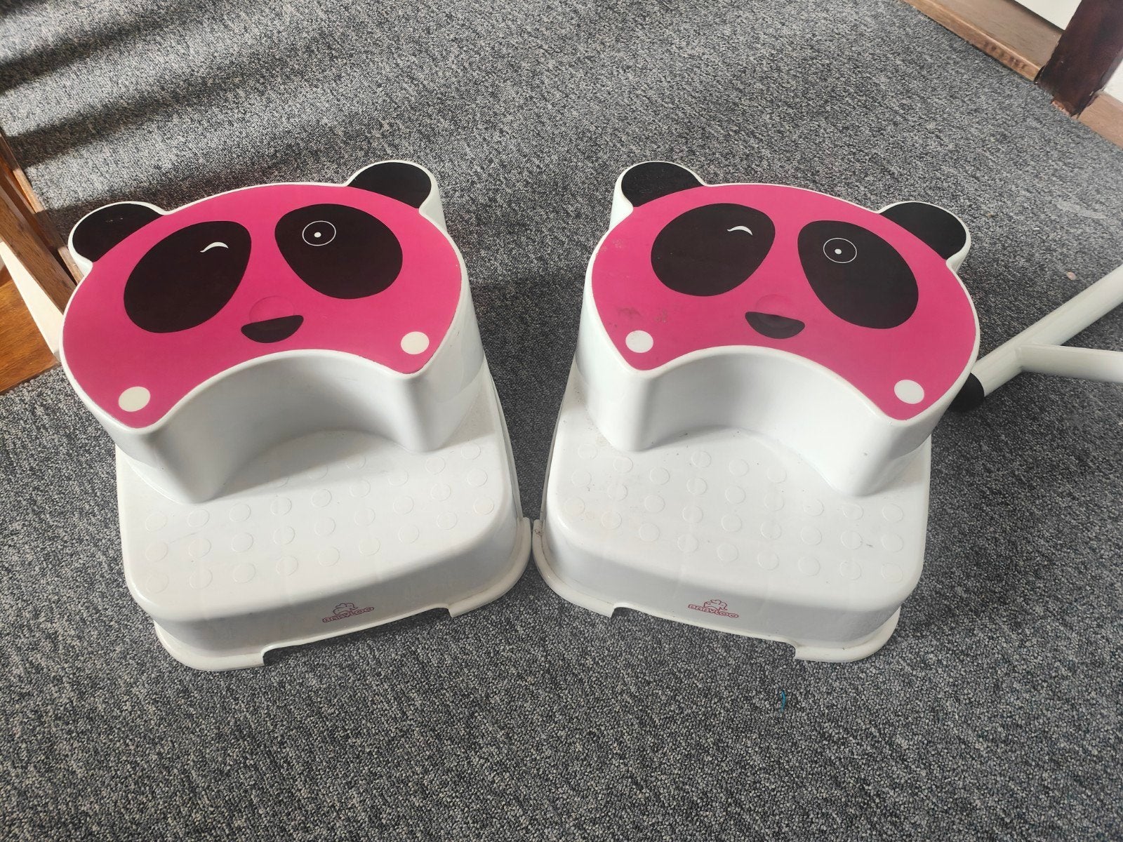 Babyloo opstapjes met panda design (2 stuks), Huis en Inrichting, Ophalen, Gebruikt, Kunststof