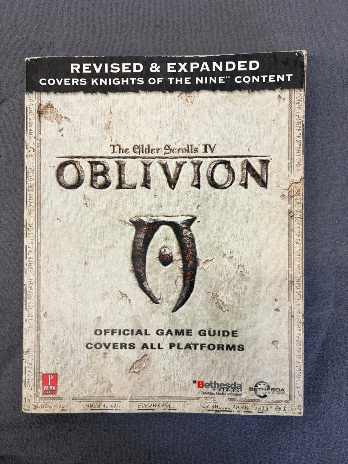 The Elder Scrolls IV Oblivion – Revised & Expanded guide, Spelcomputers en Games, Games | Pc, 1 speler, Ophalen of Verzenden, Zo goed als nieuw