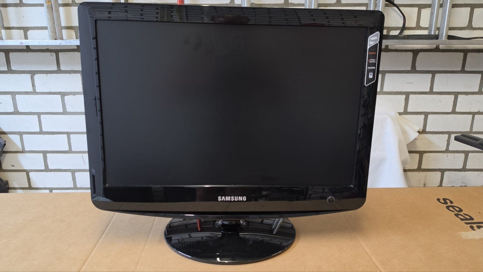 Samsung SyncMaster 2032MW 20" LCD TV /Monitor, Ophalen, 50 Hz, Zo goed als nieuw, Samsung