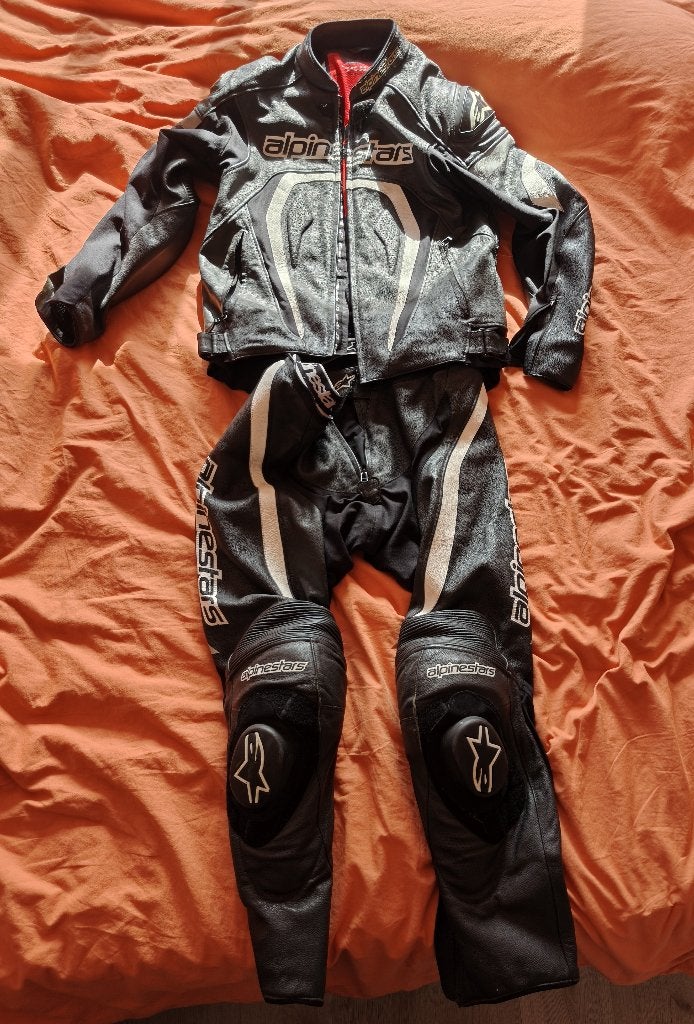 Alpinestars Motegi 2-Delig Lederen Motorpak – Maat 54, Motoren, Ophalen, Alpinestars, Tweedehands, Heren