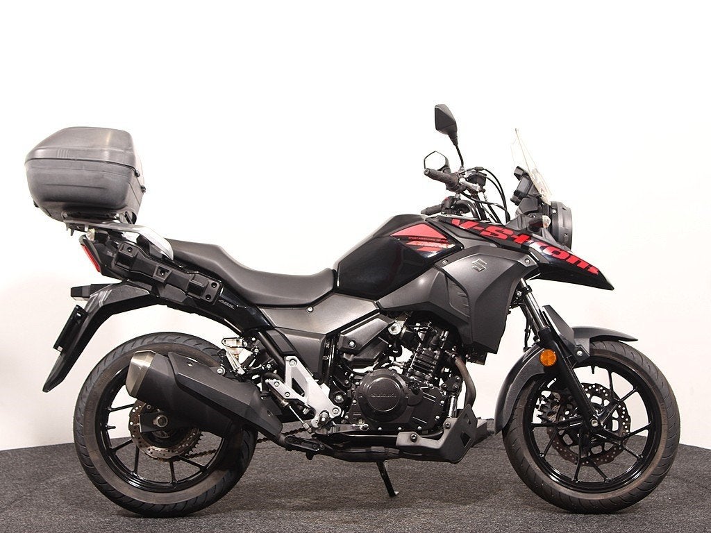 Suzuki DL 250 A, Toermotor, Gebruikt, Bedrijf