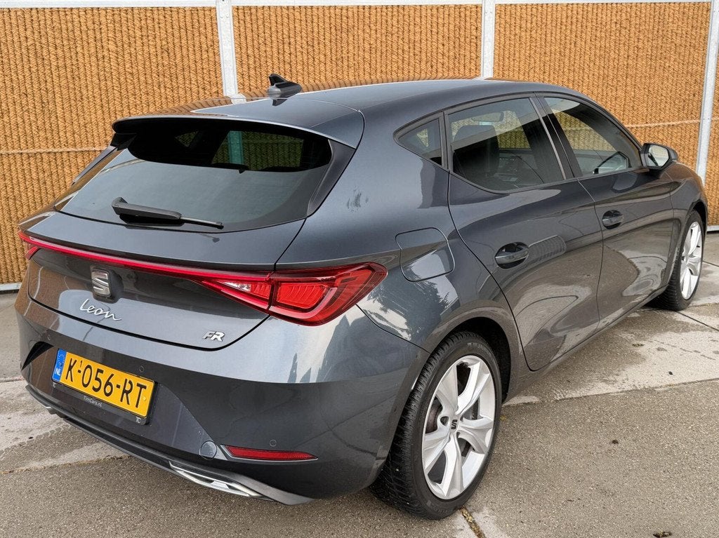 Seat Leon 1.0 TSI FR Virtual Cockpit | Climate & Cruise cont, Voorwielaandrijving, Gebruikt, Euro 6, Automatische klimaatregeling