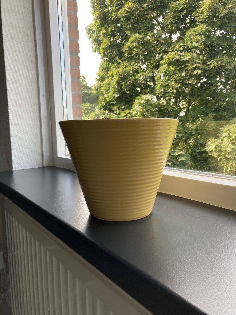 Oude, grote, gele bloempot ws Adco, Tuin en Terras, Ophalen, Gebruikt, Rond, Binnen