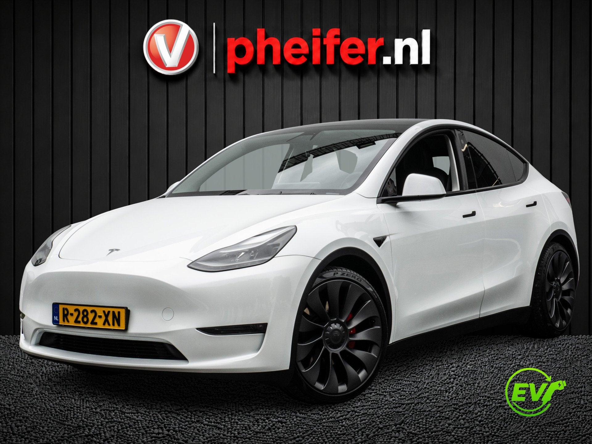 Tesla Model Y Performance AWD 75 kWh SOH 93% Panoramadak/ 21, Auto's, Tesla, Automaat, Gebruikt, Zwart, Navigatiesysteem