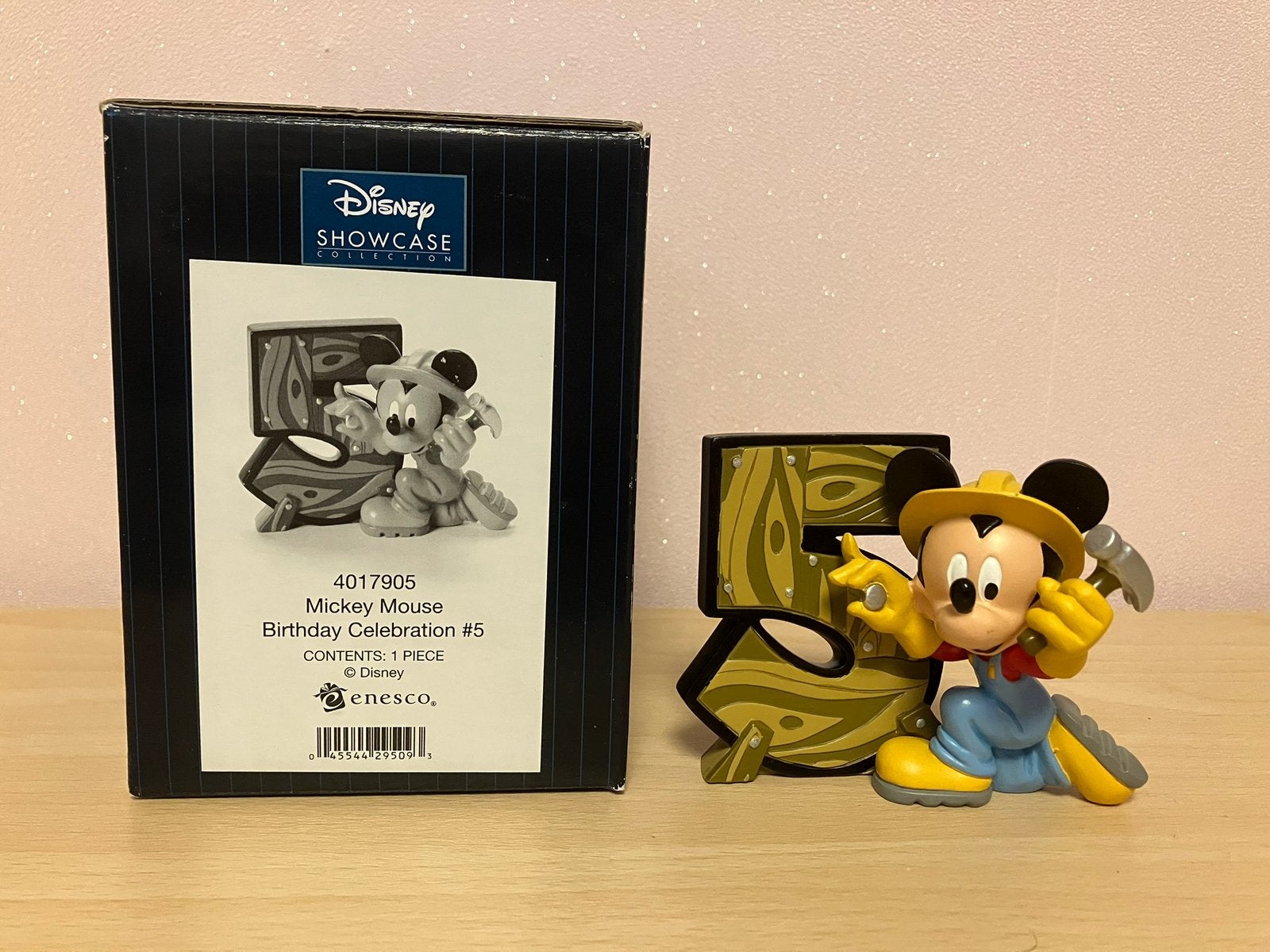 Disney showcase Mickey “5”, Ophalen of Verzenden, Mickey Mouse, Nieuw, Beeldje of Figuurtje