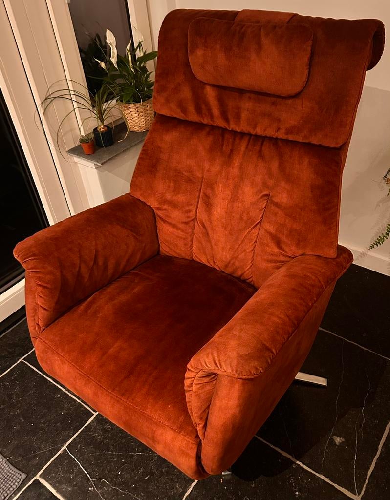 Mooie en lekker zittende relax fauteuil, Prominent, Ophalen of Verzenden, Zo goed als nieuw, 50 tot 75 cm, Leer
