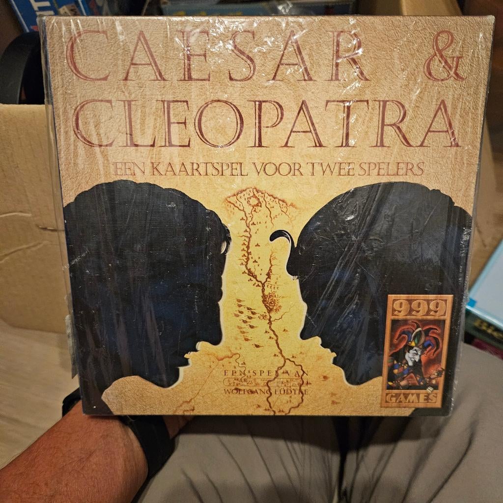 Caesar & Cleopatra kaartspel, Een of twee spelers, Ophalen, Zo goed als nieuw, 999 games.