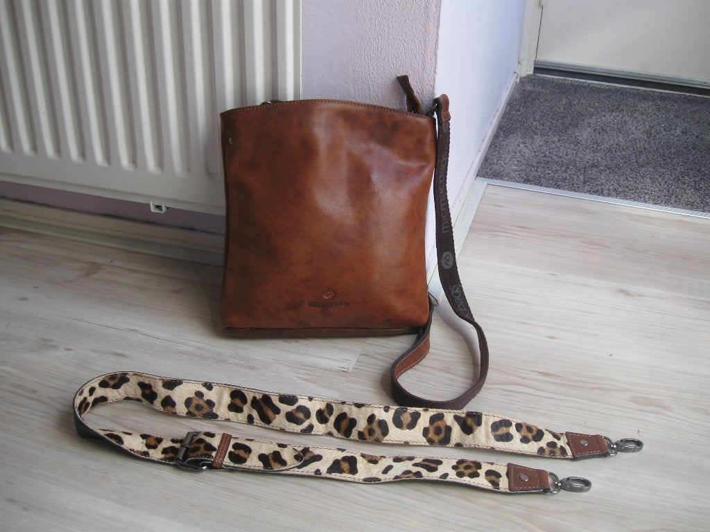 MICMACBAGS bruin leer 2 banden goede staat, Ophalen of Verzenden, Zo goed als nieuw, Bruin, Overige typen