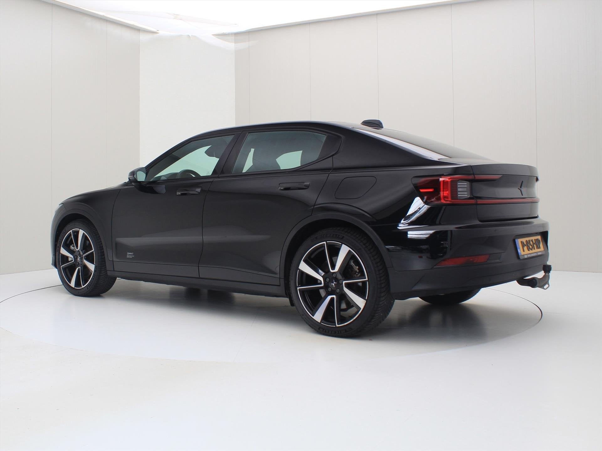 Polestar 2 Long Range Dual Motor 408pk 78kWh 90,1% SoH [ TRE, Stof, Gebruikt, Zwart, Zwart