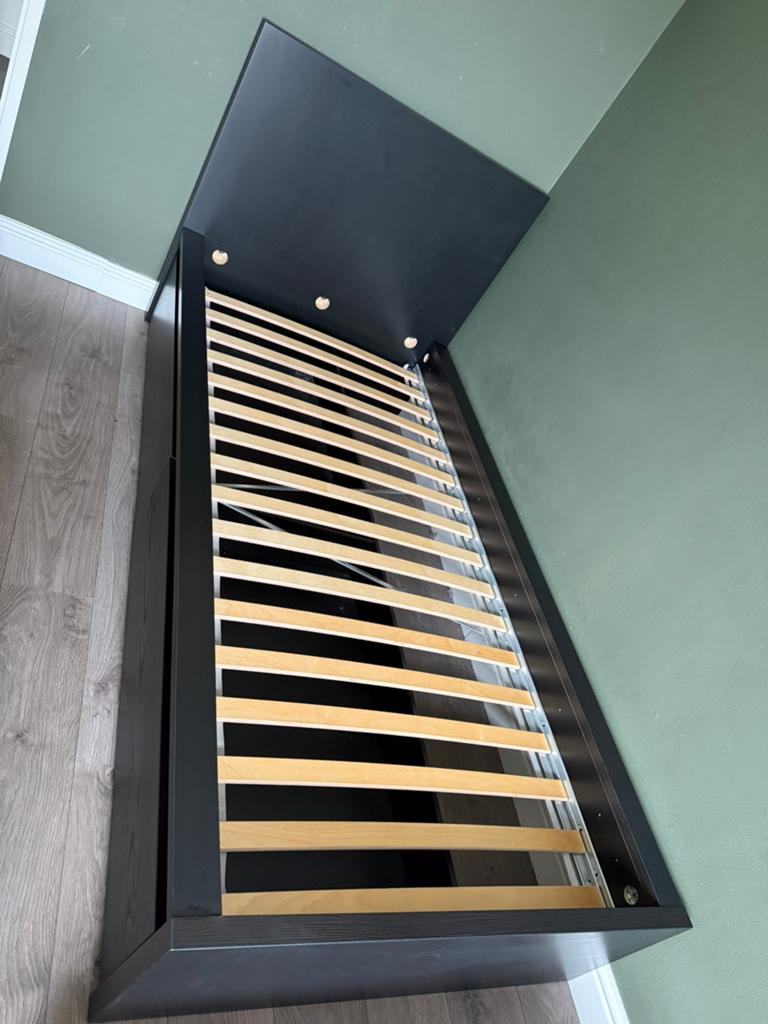 Ikea MALM met 2 lades zwartbruin 90x200 incl lattebodem, Ophalen, 90 cm, Eenpersoons, Zwart