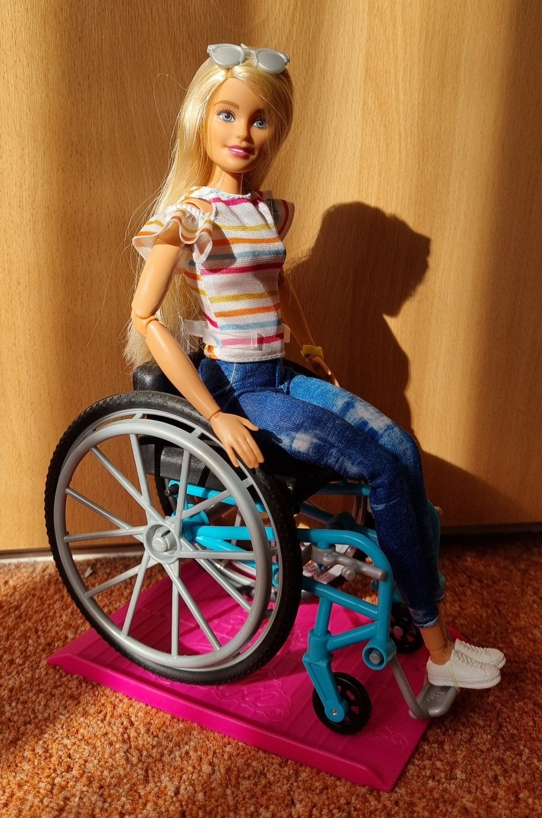 Fashionista Barbie in rolstoel., Ophalen of Verzenden, Zo goed als nieuw, Pop