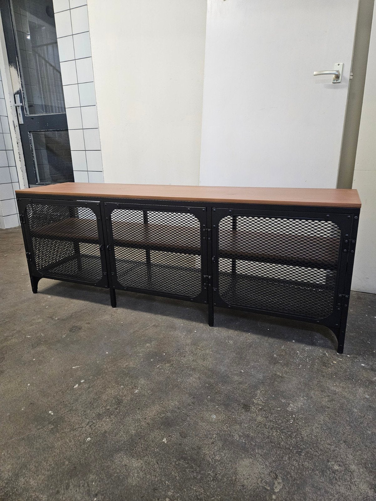 TV meubel, lage kast, Ophalen, Gebruikt