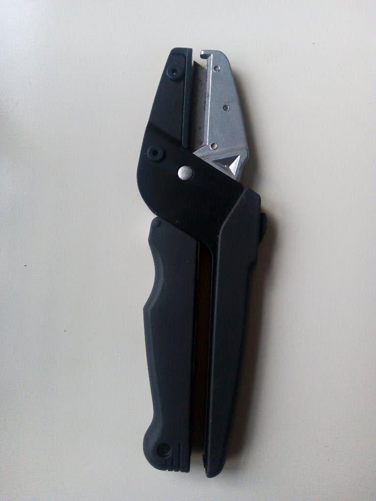 TCM makeze Germany  razor blade schaar-lengte 23 cm, Ophalen of Verzenden, Gebruikt, Knutselwerk